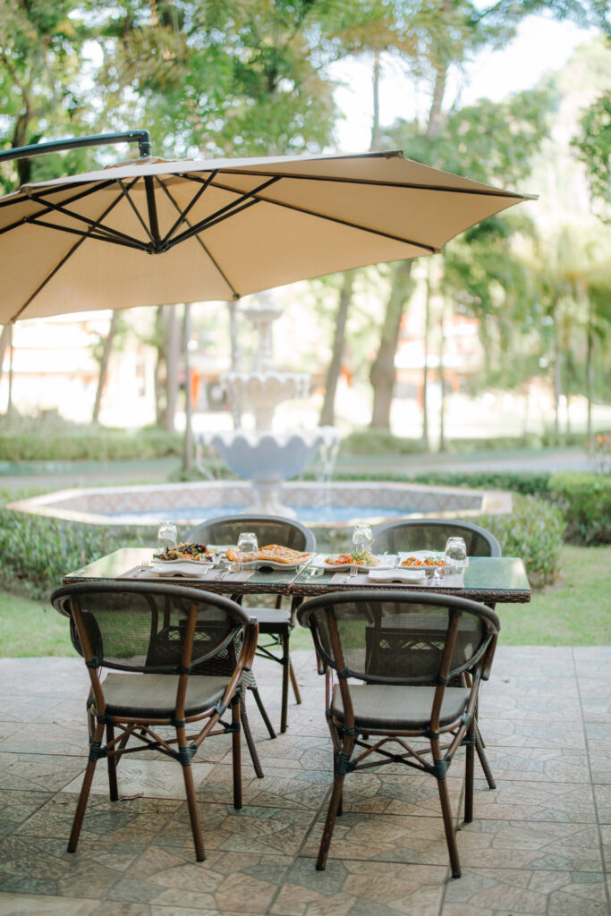 Il Patio Trattoria, open-air by the pool.